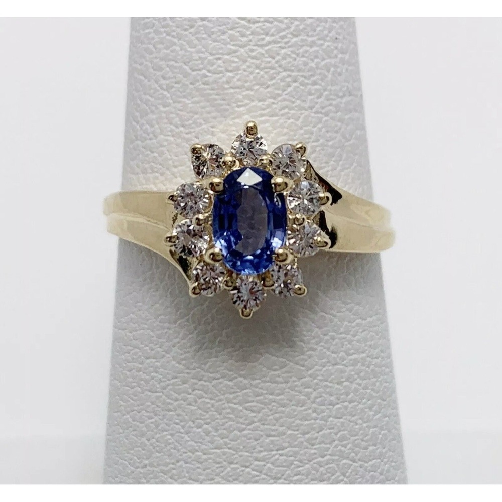 Spiffy 14K Genuine Tanzanite Ring Size 5